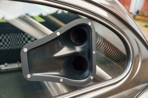 1982 Volkswagen Beetle Award-Winning Evaresto Build: ~180bhp/Air Ride In vendita (immagine 79 di 232)