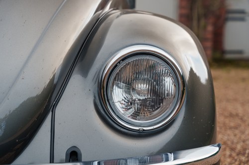 1982 Volkswagen Beetle Award-Winning Evaresto Build: ~180bhp/Air Ride In vendita (immagine 118 di 232)