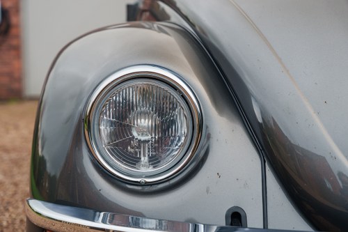 1982 Volkswagen Beetle Award-Winning Evaresto Build: ~180bhp/Air Ride In vendita (immagine 119 di 232)