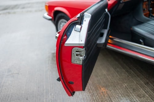 1983 Mercedes-Benz R107 380SL à vendre (picture 32 of 197)