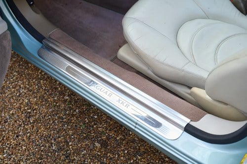 2000 Jaguar XKR In vendita (immagine 29 di 184)