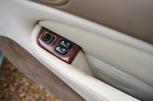 2000 Jaguar XKR In vendita (immagine 39 di 184)