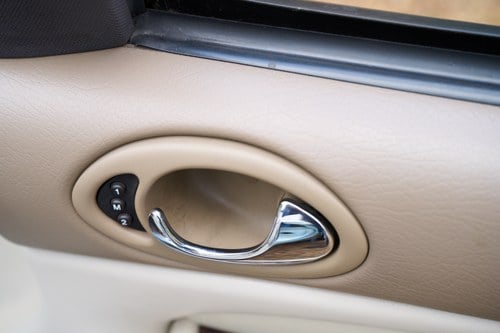 2000 Jaguar XKR In vendita (immagine 40 di 184)