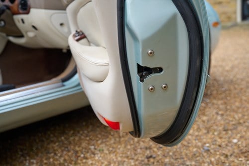 2000 Jaguar XKR In vendita (immagine 42 di 184)