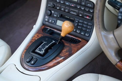 2000 Jaguar XKR In vendita (immagine 47 di 184)