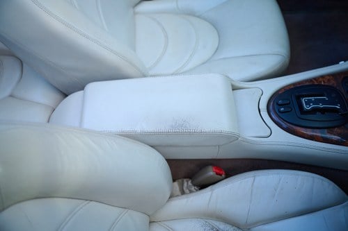 2000 Jaguar XKR In vendita (immagine 49 di 184)