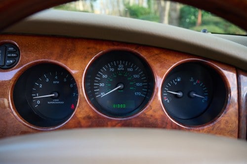 2000 Jaguar XKR In vendita (immagine 56 di 184)