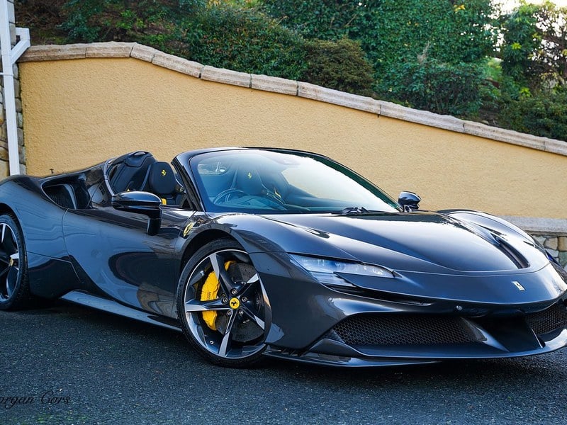 2022 Ferrari SF90 Spider 4.0T V8 7.9kWh Convertible 2dr Petr