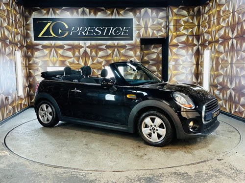 2017 MINI CONVERTIBLE Cooper À venda