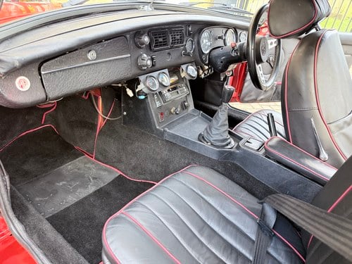 1975 MGB Roadster For Sale (picture 20 of 84)