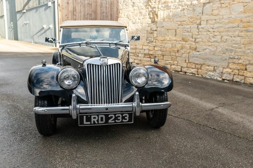 1954 MG TF 1250 RHD à vendre (picture 12 of 240)