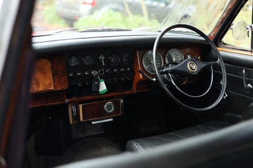 1968 Daimler 250 V8 à venda (imagem 104 de 293)