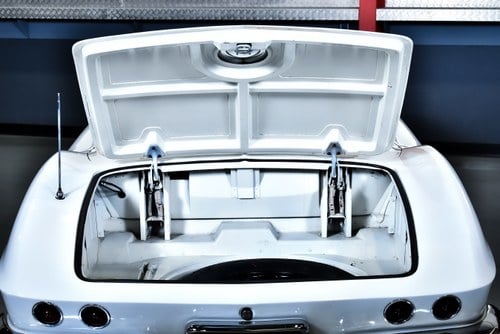 1961 Chevrolet Corvette C1 Convertible 283CI 4.6L V8 Manual For Sale (picture 75 of 120)