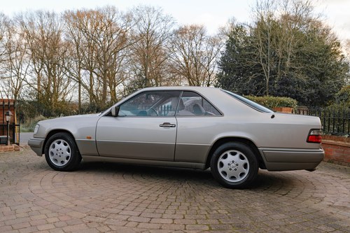 1995 Mercedes-Benz 320CE Coupe (W124) Te koop (foto 11 van 178)