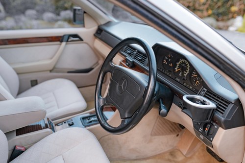 1995 Mercedes-Benz 320CE Coupe (W124) Te koop (foto 69 van 178)