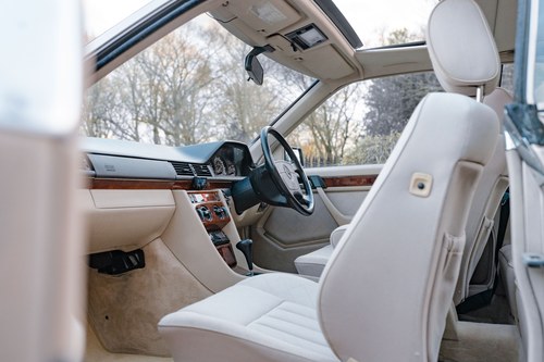 1995 Mercedes-Benz 320CE Coupe (W124) Te koop (foto 92 van 178)