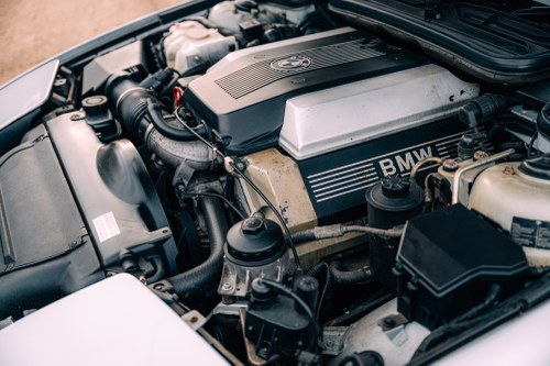 1995 BMW E31 840CI Te koop (foto 160 van 165)