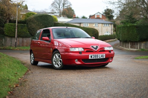 2000 Alfa Romeo 145 2.0 TS Quadrifoglio Verde à venda (imagem 1 de 270)