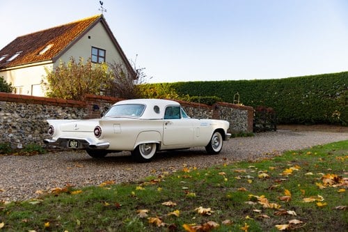 1957 Ford Thunderbird 312CI 5.1L V8 Convertible à venda (imagem 17 de 221)