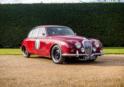 1968 Daimler 250 V8 à venda (imagem 1 de 293)