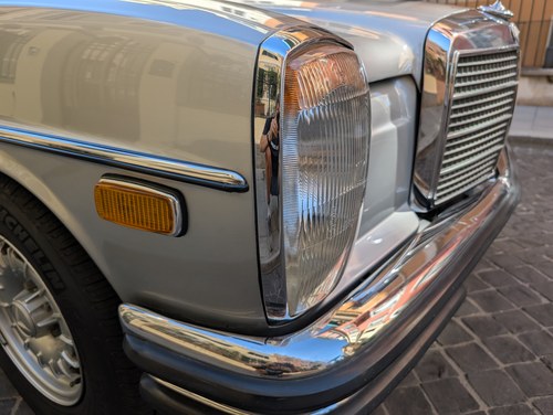 1969 Mercedes-Benz 250CE (W114) à vendre (picture 39 of 87)