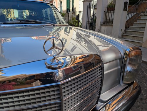 1969 Mercedes-Benz 250CE (W114) à vendre (picture 44 of 87)