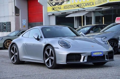 2024 Porsche 911 Carrera 992.2 À venda