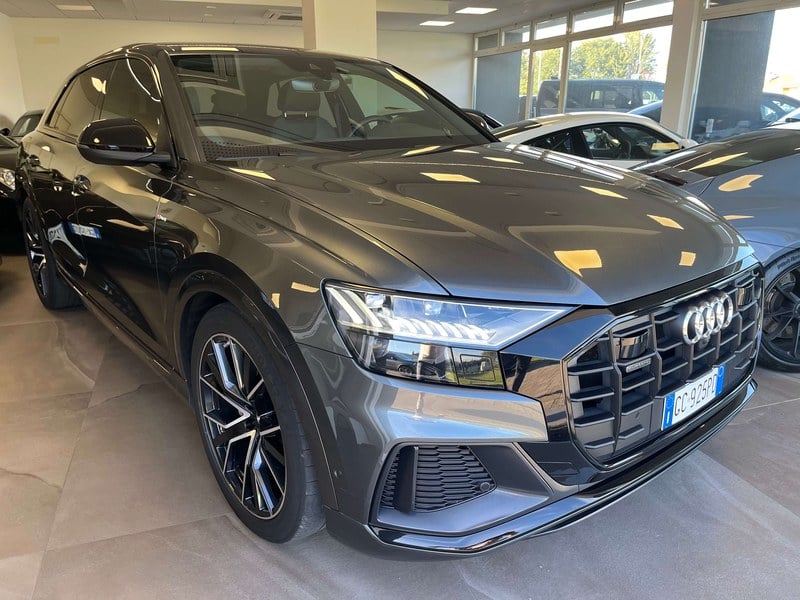 2020 Audi Q8 Competition