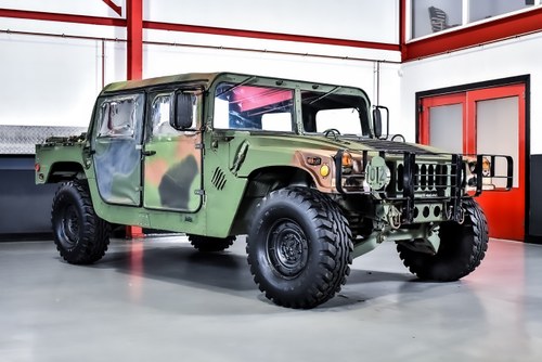 1989 AM General HMMWV M998 “Humvee” à vendre (picture 21 of 89)