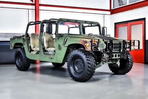 1989 AM General HMMWV M998 “Humvee” à vendre (picture 5 of 89)