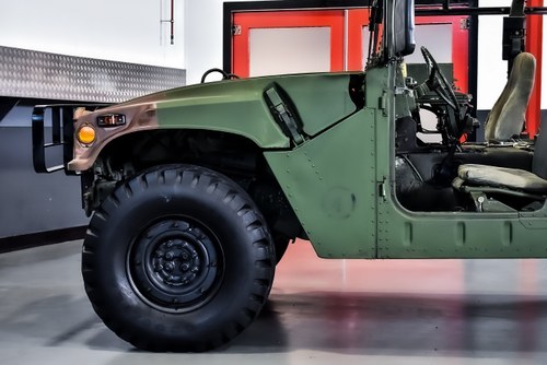 1989 AM General HMMWV M998 “Humvee” à vendre (picture 77 of 89)
