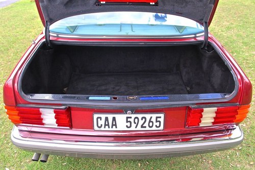 1991 Mercedes-Benz W126 300SE zum Verkauf (Bild 14 von 31)