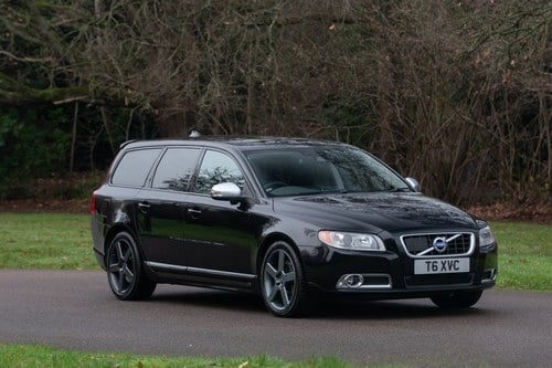 2010 Volvo V70 T6 R-Design zum Verkauf (Bild 2 von 190)
