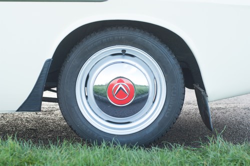 1967 Volvo 1800S For Sale (picture 18 of 91)