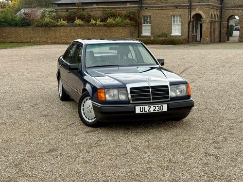 1989 Mercedes-Benz 230E (W124) à venda (imagem 4 de 75)