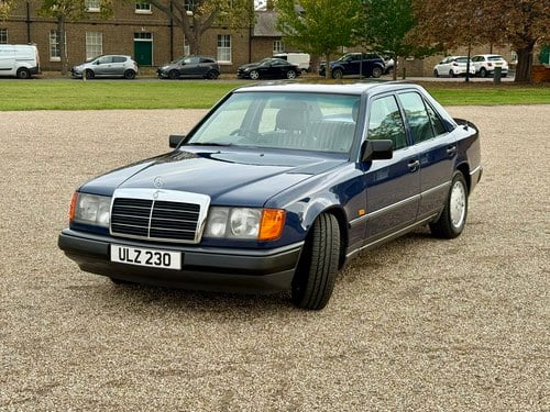 1989 Mercedes-Benz 230E (W124) à venda (imagem 3 de 75)