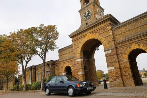 1989 Mercedes-Benz 230E (W124) à venda (imagem 7 de 75)