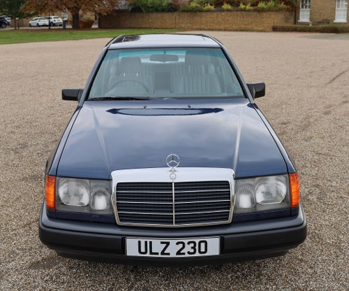 1989 Mercedes-Benz 230E (W124) à venda (imagem 33 de 75)