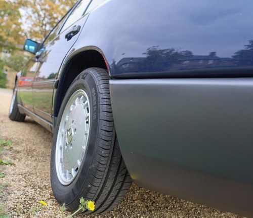 1989 Mercedes-Benz 230E (W124) à venda (imagem 60 de 75)