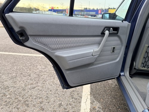 1992 Mercedes-Benz 190E (W201) In vendita (immagine 23 di 102)