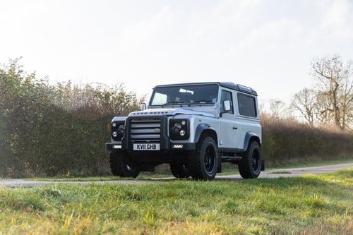 2011 Land Rover Defender 90 by Twisted In vendita (immagine 9 di 199)