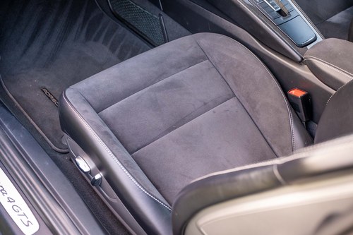 2018 Porsche 991.2 911 Carrera 4 GTS For Sale (picture 78 of 205)