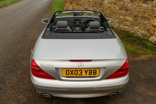 2003 Mercedes-Benz R230 SL500 à venda (imagem 9 de 253)