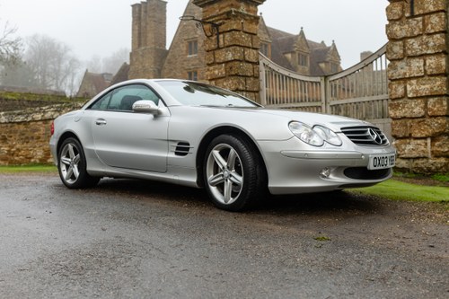 2003 Mercedes-Benz R230 SL500 à venda (imagem 26 de 253)