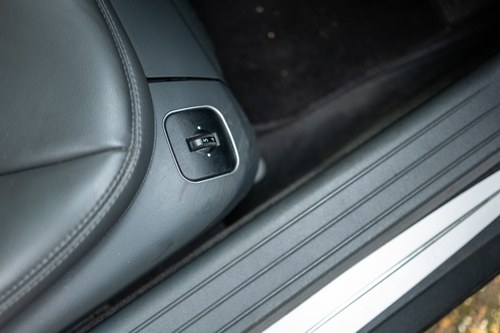 2003 Mercedes-Benz R230 SL500 à venda (imagem 44 de 253)