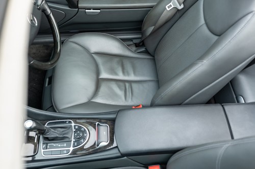 2003 Mercedes-Benz R230 SL500 à venda (imagem 52 de 253)