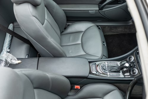 2003 Mercedes-Benz R230 SL500 à venda (imagem 56 de 253)