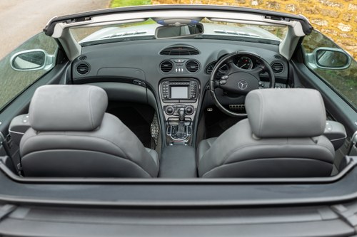 2003 Mercedes-Benz R230 SL500 à venda (imagem 60 de 253)