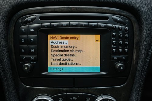 2003 Mercedes-Benz R230 SL500 à venda (imagem 103 de 253)