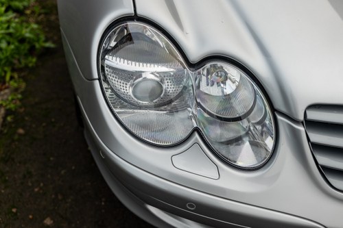 2003 Mercedes-Benz R230 SL500 à venda (imagem 128 de 253)